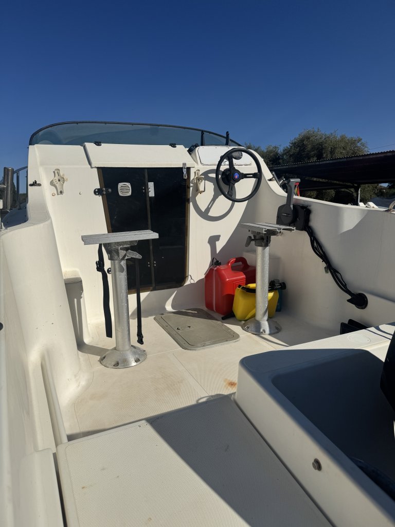 Hille Coaster 530 Motorboot Standort Mallorca Kajüte
