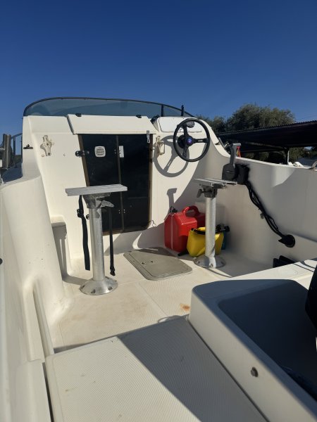 Hille Coaster 530 Motorboot Standort Mallorca Kajüte