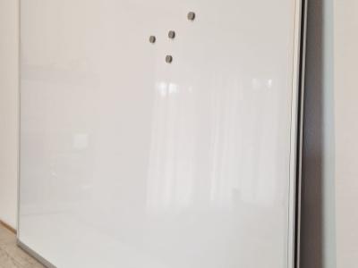 hochwertige Magnettafel 90x120 cm weiß