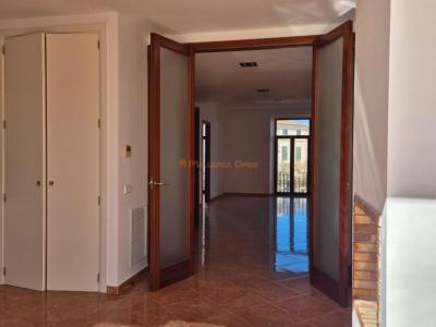 Hochwertige Wohnung mit großer Wohnküche