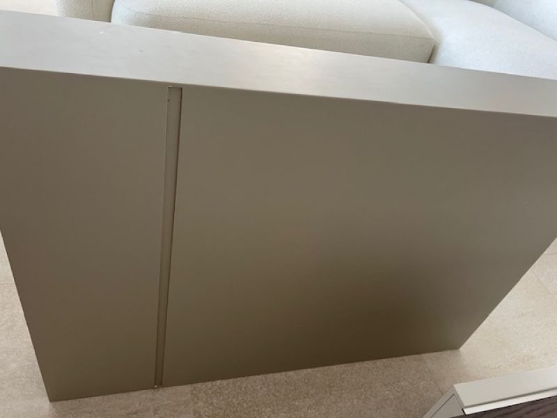 Hochwertiger Couchtisch