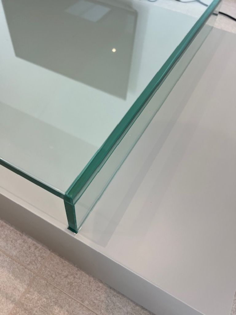 Hochwertiger Couchtisch