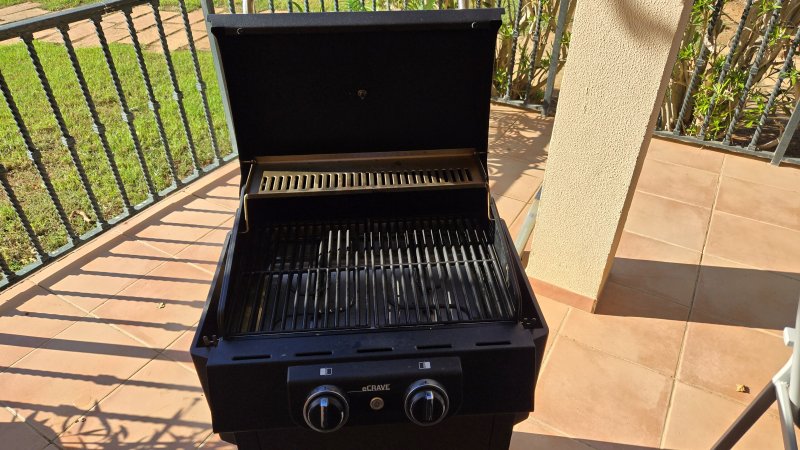 Hochwertiger Enders eCRAVE 2 Elektrogrill inkl. Wetterschutzhülle in Cala Millor