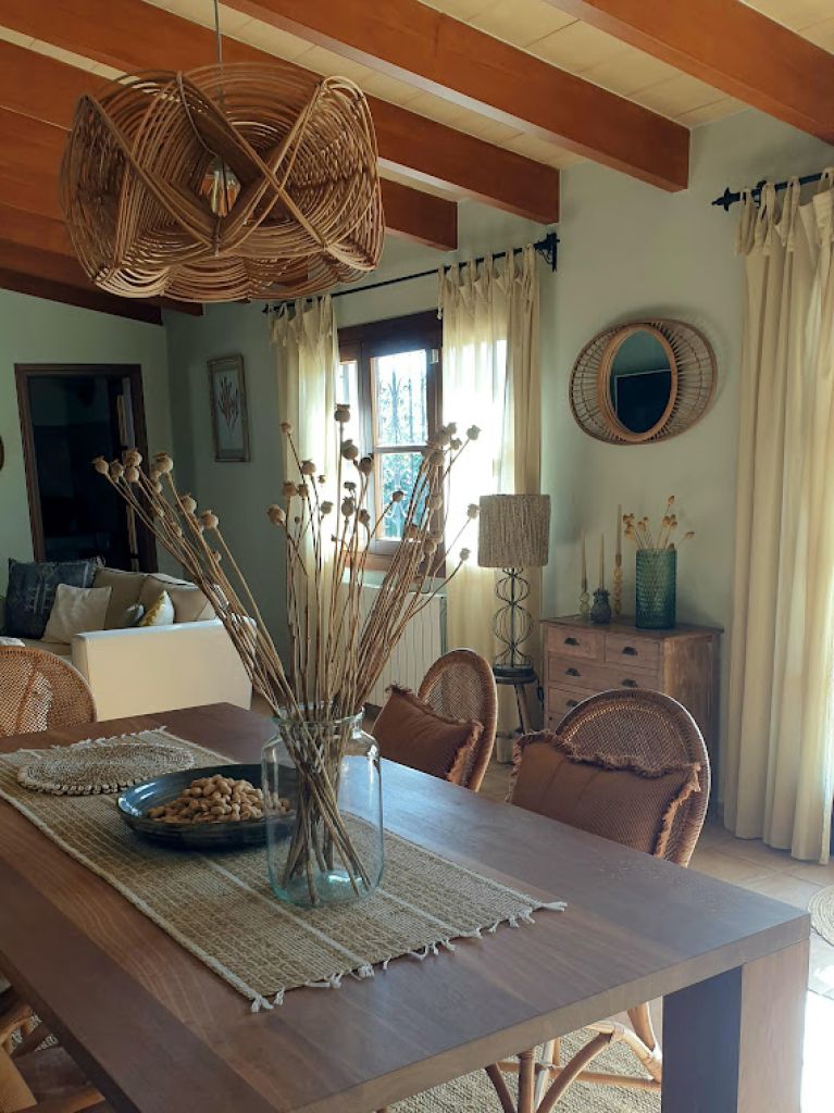 Hochwertiger Holztisch 200x100 + 5 Denzzo Korbstühle zu verkaufen TOP ZUSTAND