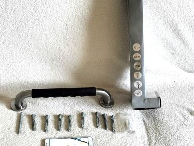 Hochwertiger Wannengriff 30 cm TÜV Rheinland-zertifiziert (NEU/UNBENUTZT) in PALMA abzuholen