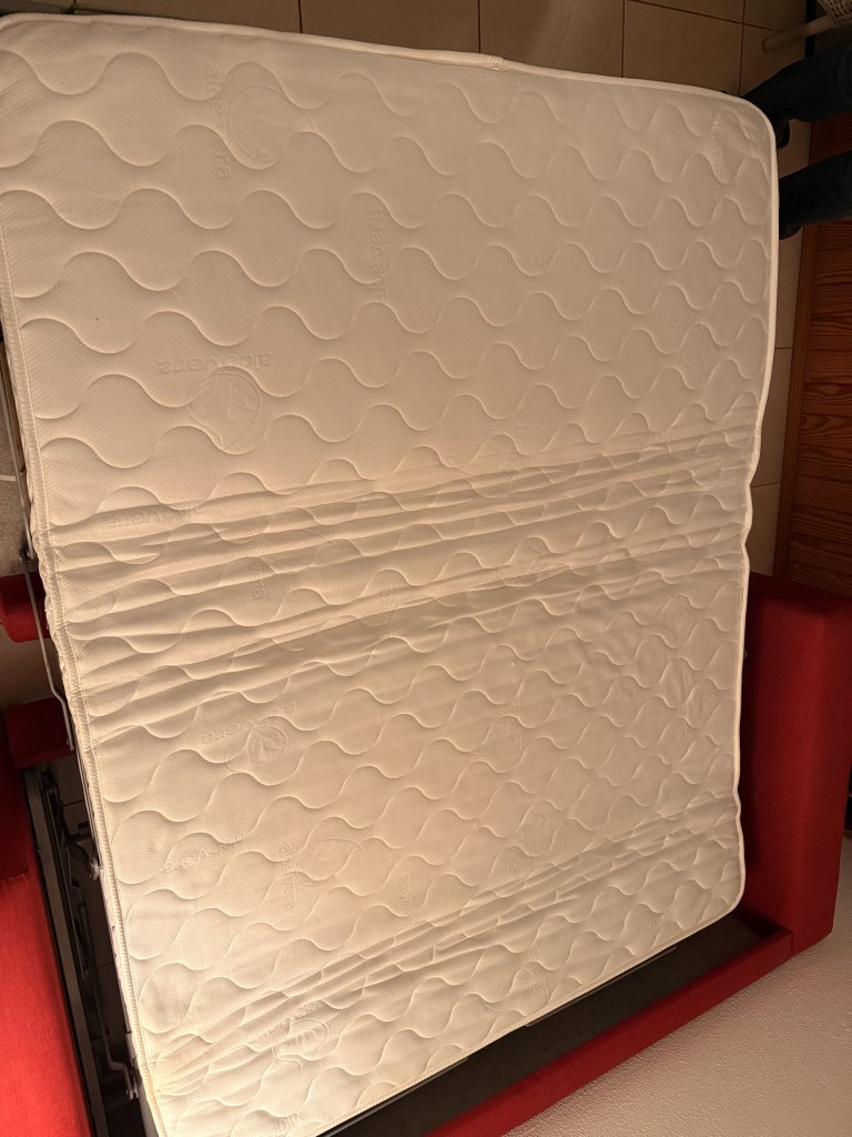 Hochwertiges Schlafsofa