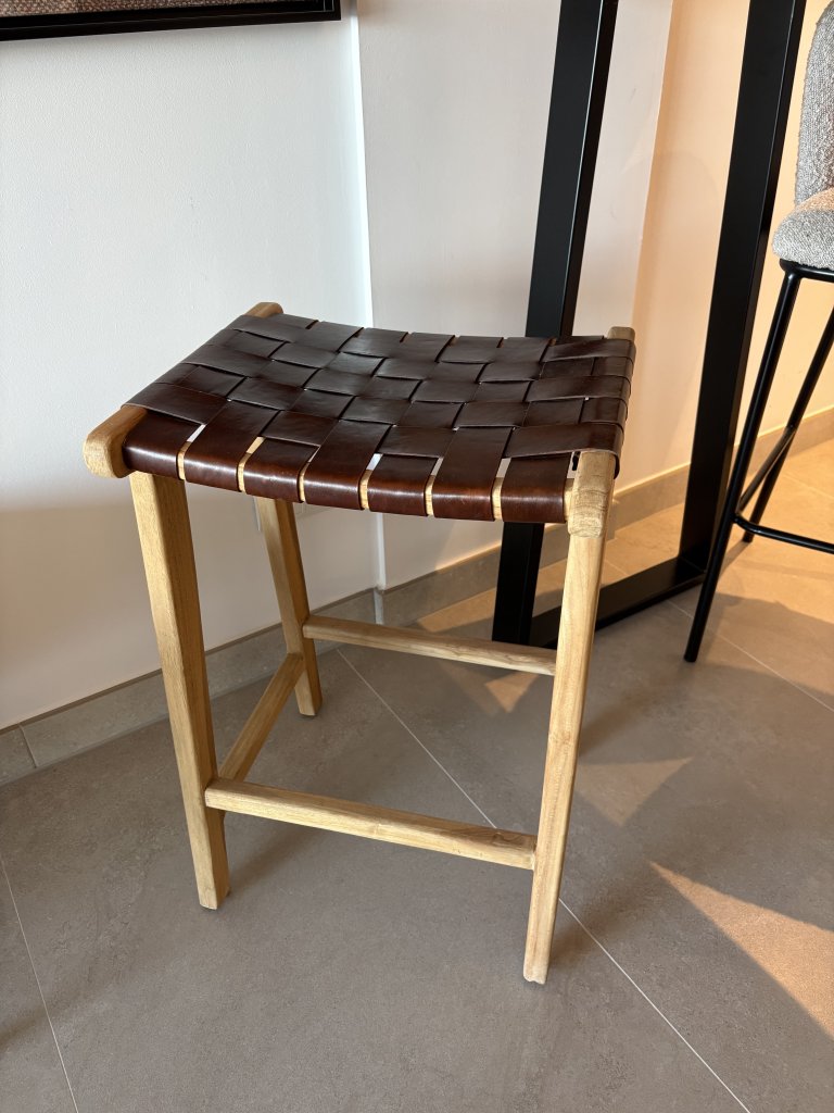 Hocker, hoch für Stehtisch