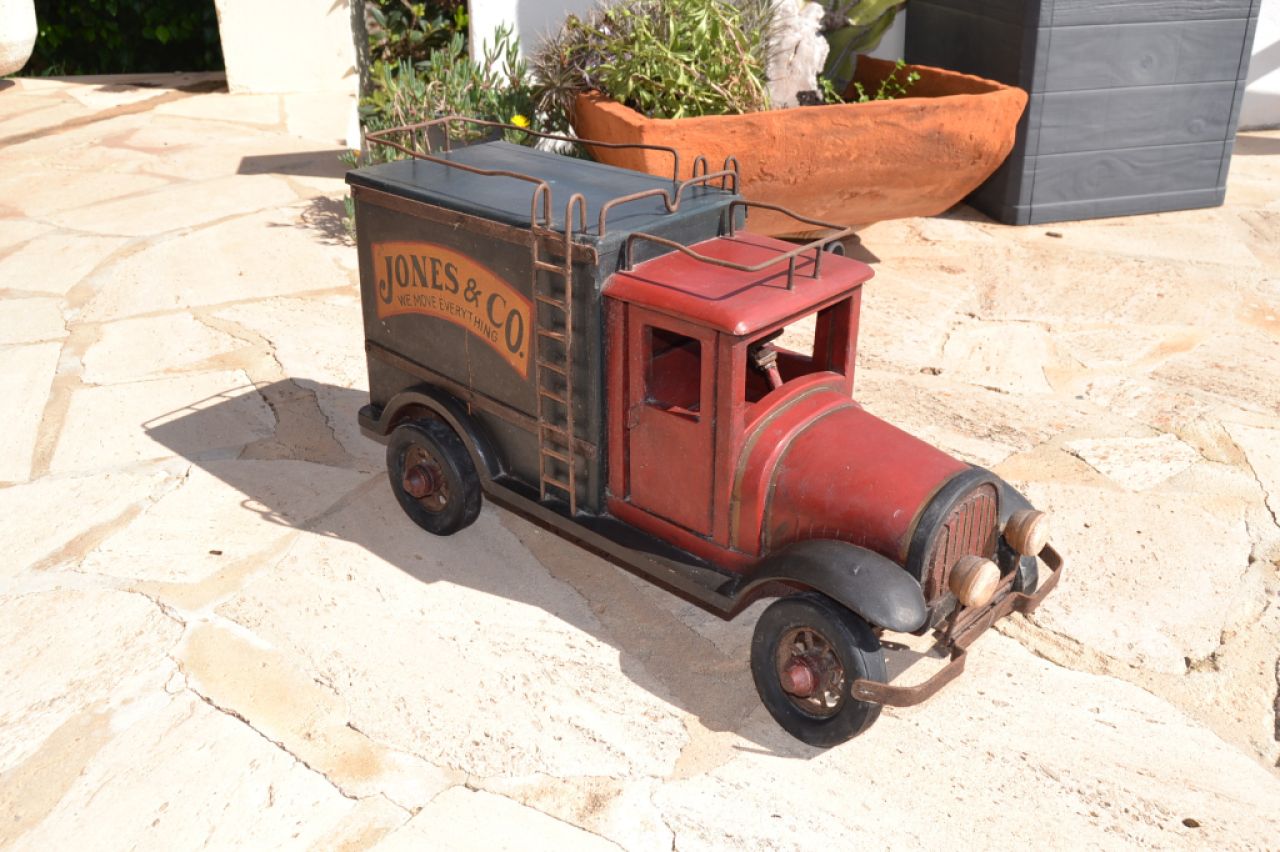 Wooden truck vintage 1950s style - decoration - "Jones & Co"