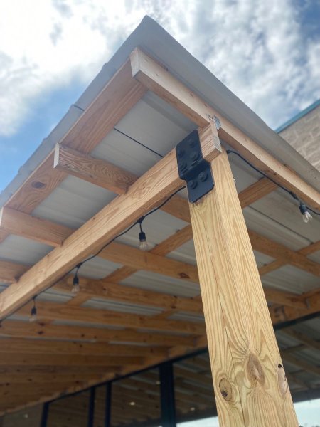 Wooden porches and pergolas