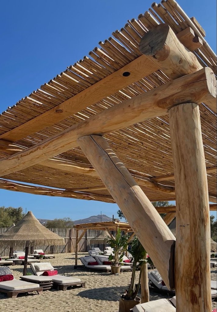 Wooden porches and pergolas