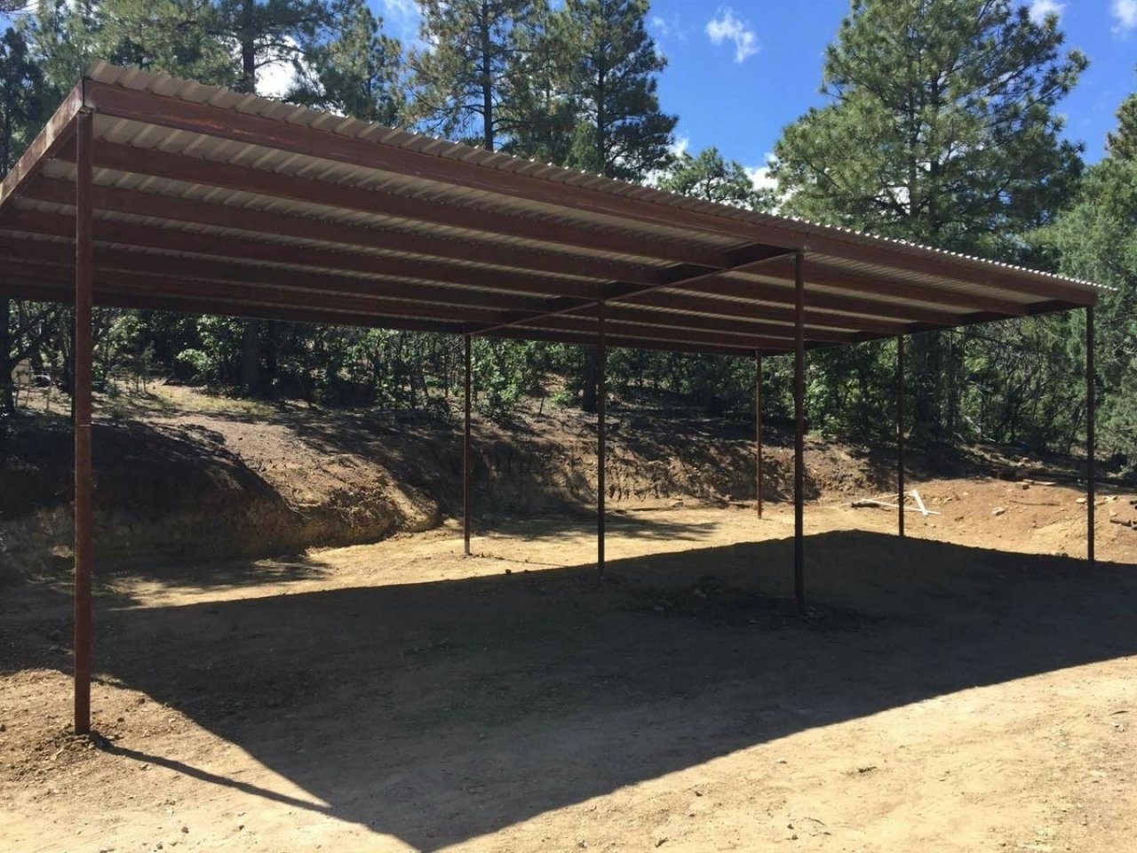Wooden porches and pergolas