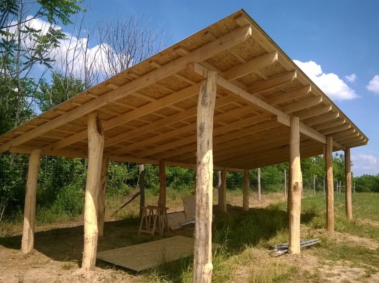 Wooden porches and pergolas