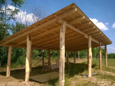 Wooden porches and pergolas