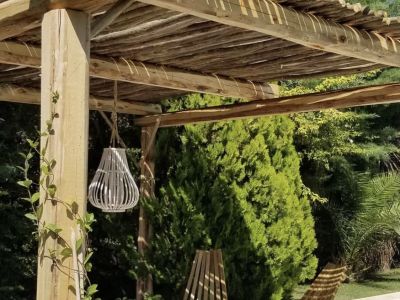 Wooden porches and pergolas
