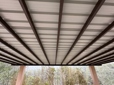Wooden porches and pergolas