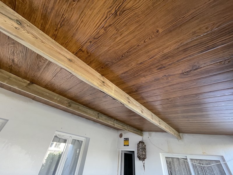 Wooden porches and pergolas