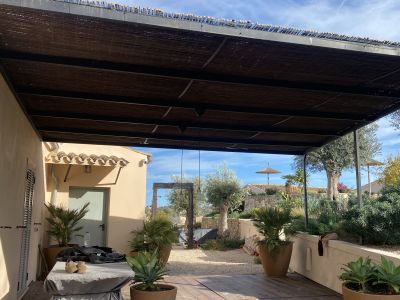 Wooden porches and pergolas