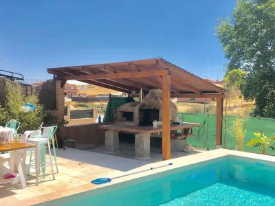Wooden porches and pergolas