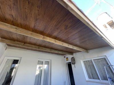 Wooden porches and pergolas