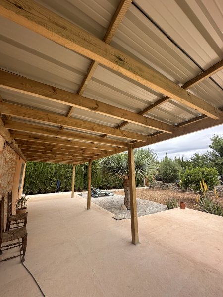 Wooden porches and pergolas