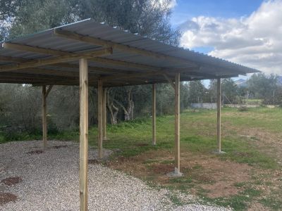 Wooden porches and pergolas