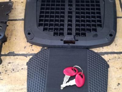 Honda 125 PCX Roller Scooter Gepäckträger Halterung und Topcase Motorcase  von SHAD