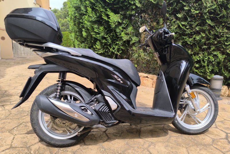 Honda SH 125 AD Motorroller