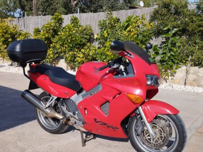 Honda VFR 800