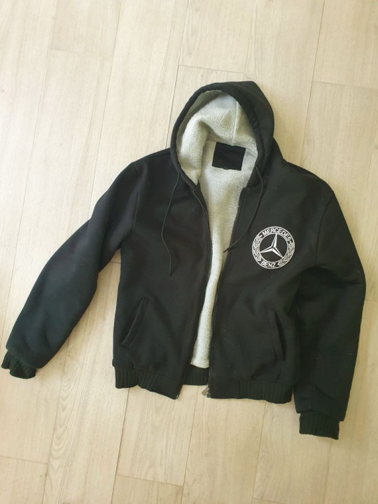 Hoodie von MERCEDES BENZ / Größe L / Jacke mit Kapuze