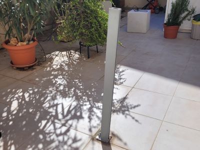 horizontal einrollbarer Terrassen-Sichtschutz