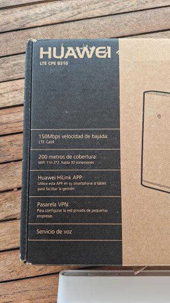 Huawei LTE CPE B310 Router, Vodafone Weiß