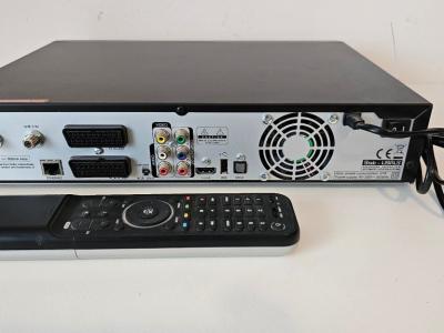 Humax Sat-Receiver mit eingebauter Festplatte für Aufnahmen