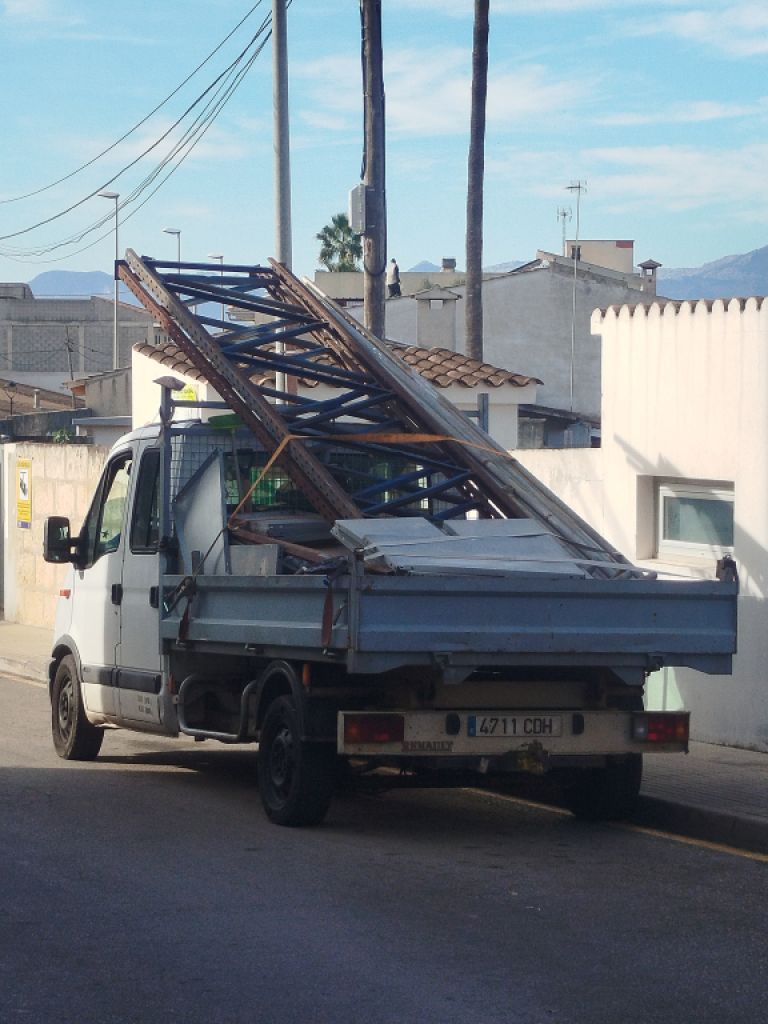 Ich biete Transport auf ganz Mallorca an.