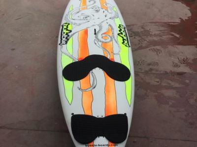 Vendo tabla de Windsurf Marca Bubble  medidas 229/59,5 Litros 96 Litros.