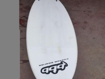 Vendo tabla de Windsurf Marca Bubble  medidas 229/59,5 Litros 96 Litros.