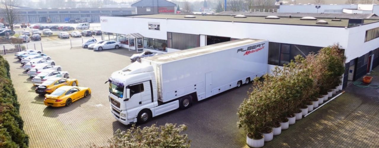 Ich verkaufe Porsche 911 SC Baujahr 82 Kit Look Turbo Aufbereitung in Deutschland von Albert Motorsp