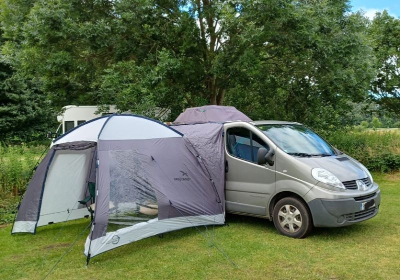 Ideales Reise-Auto, z.B Mallorca - Deutschland - Renault  Trafic  DCi 115 Campervan