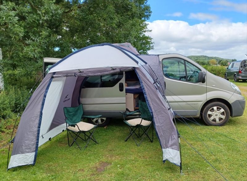Ideales Reise-Auto, z.B Mallorca - Deutschland - Renault  Trafic  DCi 115 Campervan
