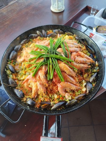 Your paella freshly prepared at your home