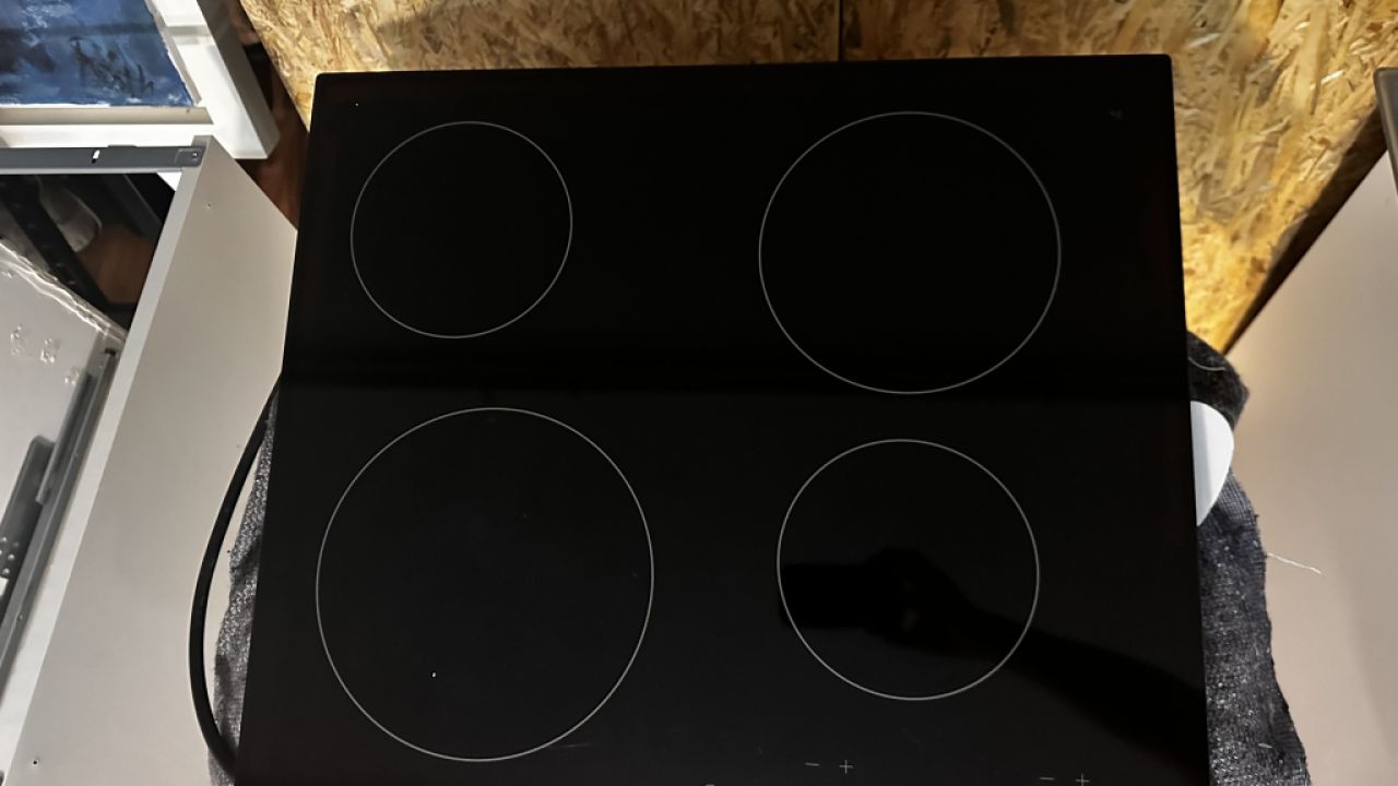 Ikea Backofen mit Ceranfeld sowie Spüle