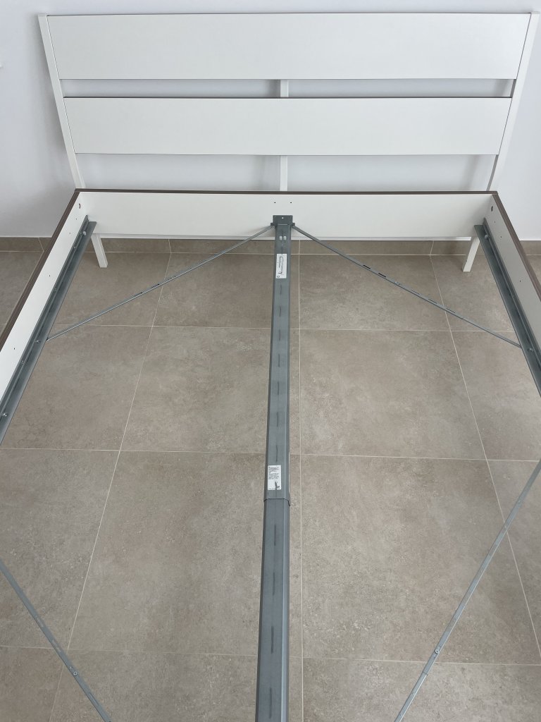 Ikea Bett neuwertig