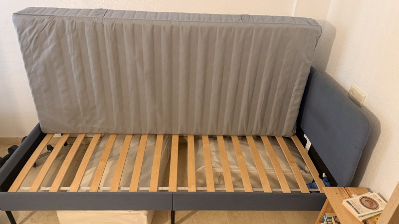 IKEA BLÅKULLEN Bett 90  200 cm mit Lattenrost und Matratze  Sehr guter Zustand