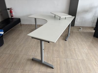 Ikea Eckschreibtisch