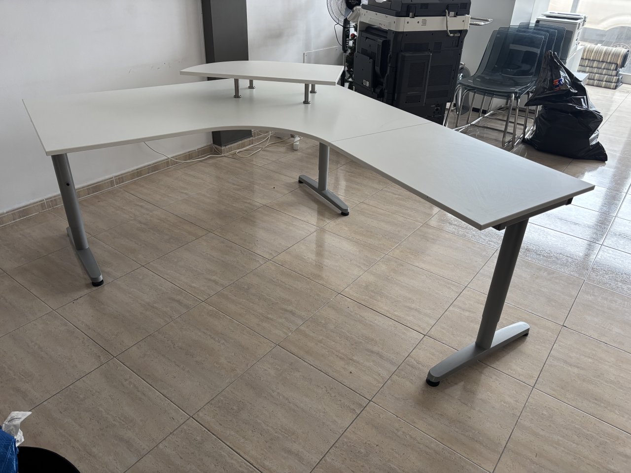 Ikea Eckschreibtisch