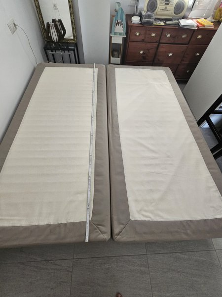 Ikea Estevär Bettenpodest mit Lattenrost 2x zu verschenken je 90x200