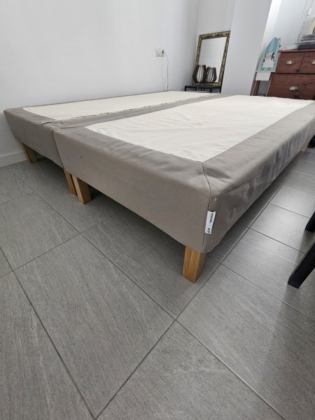 Ikea Estevär Bettenpodest mit Lattenrost 2x zu verschenken je 90x200