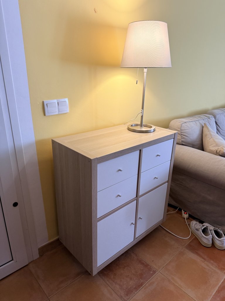 Estantería IKEA Kallax 77cm x 77cm