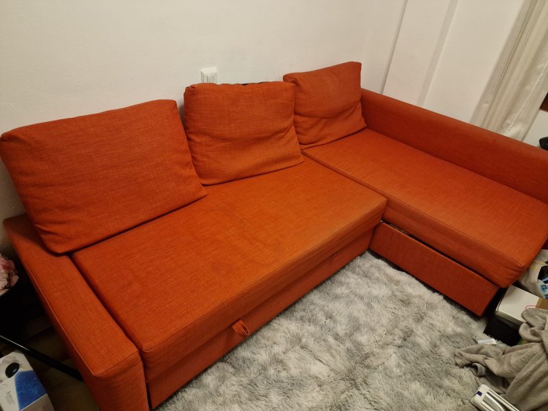 Ikea Schlaf-Sofa ausziehbar mit Bettkasten! !ZU VERSCHENKEN!