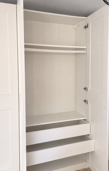 Ikea Schrank 1 Jahr alt wegen Fehlkauf abzugeben
