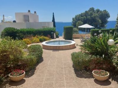 Illetas -Bungalow Wohnung direkt in erster Meereslinie mit Pool !